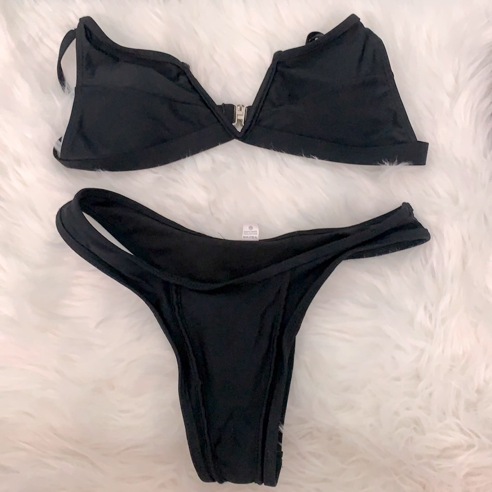 Brand New Black Cheeky/Thong Bikini with clasp back!